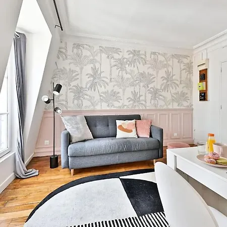 Magnifique Rose A #garemontparnasse Lejlighed