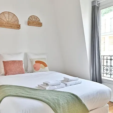Magnifique Rose A #garemontparnasse شقة *